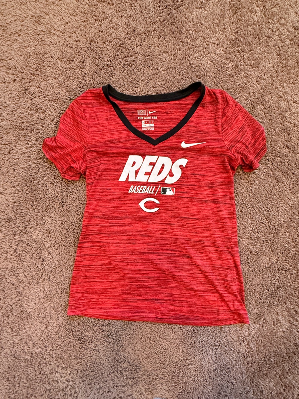 Nike Cincinnati Reds Women’s Red V-Neck
